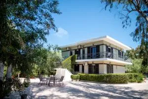 Zervos Apartments Bouka - Lefkímmi