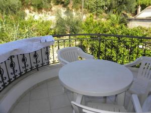 Apartment in Podgora with sea view, terrace, air conditioning, WiFi 3812-3