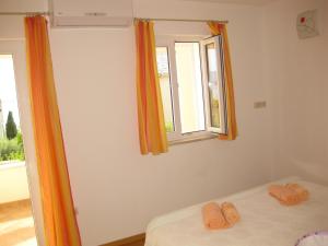 Apartment in Bol with sea view, terrace, air conditioning, WiFi 3739-3