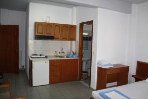 Galanis Studios and Apartments Olympos Greece