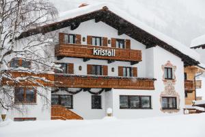 Hotel Kristall - 3hvězdičkové hotely ve městě Lech am Arlberg