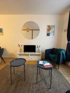 Le « Blanc Bleu »-charmant 2 pièces 3 min Gare