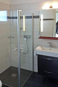 Holiday Home Tossens-6 by Interhome