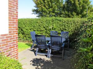 Apartment Alter Bahnhof by Interhome