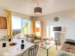 Apartment Le Cap Bleu-1 by Interhome