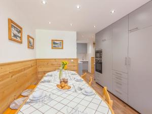 Apartment Le Grand Tichot A et B - Val Claret-9 by Interhome