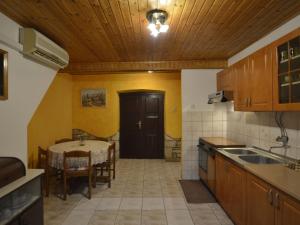 Holiday Home Pinezici-1 by Interhome