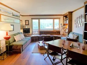 Apartment Chesa Sonnalpine B 46 by Interhome - Davos