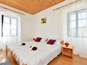 Holiday Home Margarita-1 by Interhome