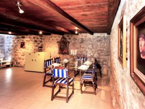 Holiday Home N&M by Interhome