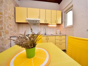 Apartment Marija by Interhome