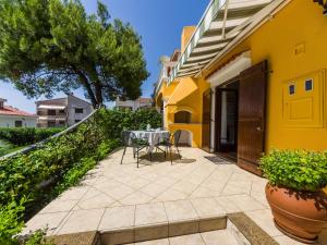 Apartment Stana-1 by Interhome