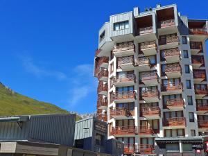 Apartment Le Curling B - Val Claret-30 by Interhome