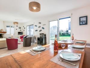 Maisons de vacances Holiday Home La Brise by Interhome : photos des chambres