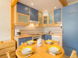 Apartment Le Curling B - Val Claret-37 by Interhome