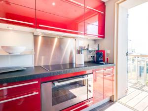 Apartment Les Néréïdes-1 by Interhome