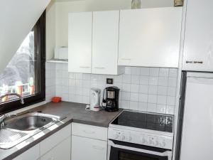 Apartment Les Jardins du Yacht Club by Interhome