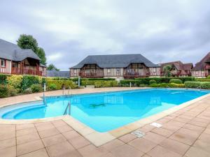 Holiday Home Domaine de Clairefontaine-2 by Interhome