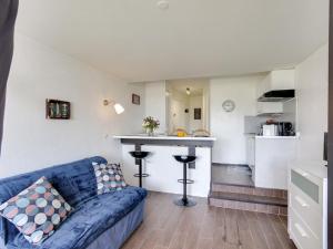 Studio Les Marinas-12 by Interhome