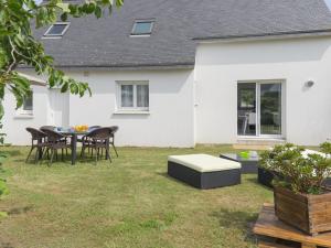 Maisons de vacances Holiday Home Maison de Kerfilly by Interhome : photos des chambres