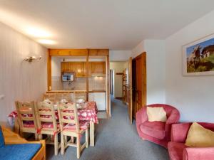 Apartment Le Schuss - Val Claret-6 by Interhome