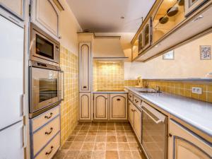 Apartment Boulevard Louis Blanc-1 by Interhome