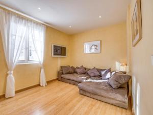 Apartment Boulevard Louis Blanc-1 by Interhome