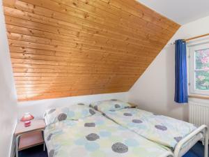 Holiday Home Holiday Hill 29 by Interhome