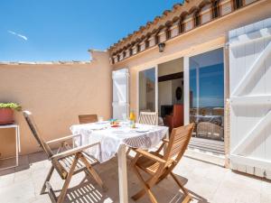 Apartment Village de Silhouette-5 by Interhome