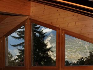 Chalet Altamira by Interhome