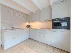 Holiday Home Vissershuis 214 with parking by Interhome