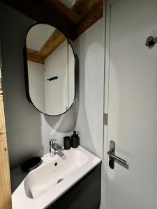 Grey Suite Val dIsère