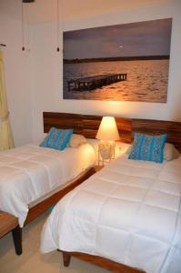 Beautiful condo with pool