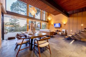 Cabaña Lujo con Alberca Climatizada Vistas al Bosque de Mazamitla