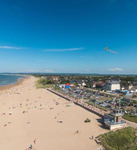 Appartements Studio bord de mer en residence MERVILLE FRANCEVILLE PLAGE : photos des chambres