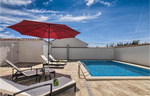 Beautiful Home In Liznjan