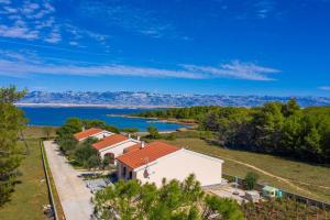 Apartments by the sea Vir - Lozice, Vir - 18576