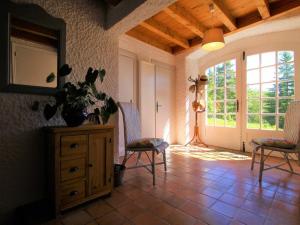 Maisons de vacances Gite Le Chambon-sur-Lignon, 4 pieces, 5 personnes - FR-1-582-137 : photos des chambres