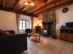 Maisons de vacances Gite Saint-Front, 4 pieces, 6 personnes - FR-1-582-267 : photos des chambres