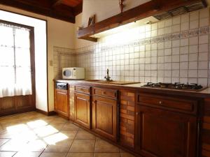 Maisons de vacances Gite Bains, 4 pieces, 7 personnes - FR-1-582-298 : photos des chambres