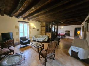 Maisons de vacances Gite Belabre, 4 pieces, 6 personnes - FR-1-591-329 : photos des chambres