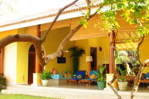 Khomba Beach House