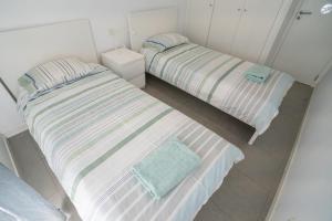 Modern sea view duplex with parking and aircon