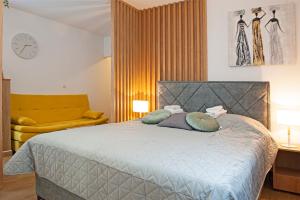 TeonaLux Kraljevi Cardaci 5a22