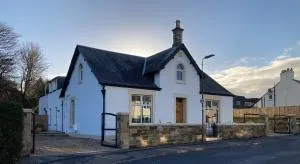 ISLAY House,Comfortable Home with private garden, Pencaitland, East Lothian, Scotland - Pathhead