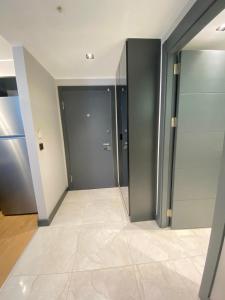 Central Modern Apartment by Siena Suites