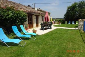 Maisons de vacances Chatenet self catering stone House for 2 South West France : photos des chambres