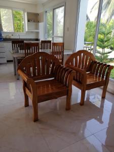 Marlenes Hilltop Villa