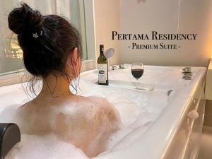 Private Jacuzzi Staycation at KL City 152