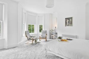 Hoe Park House, Sleeps 10, Historic, Central, Near Excellent Dining, Bars & Seafront